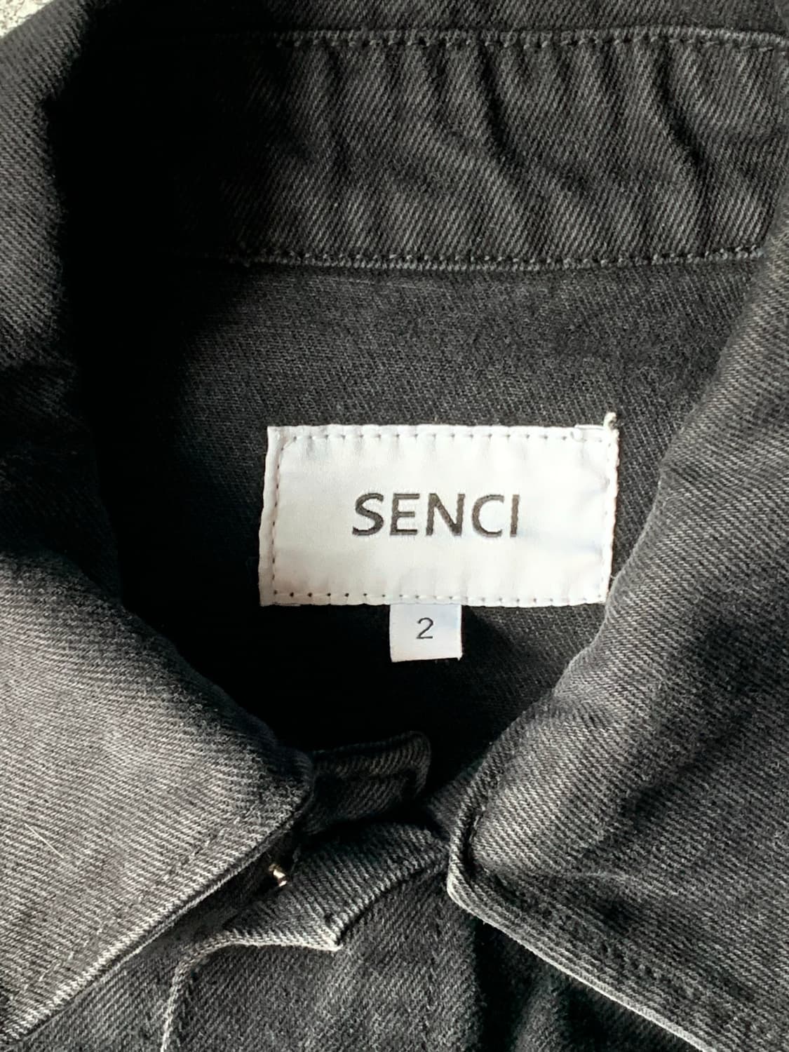 SENCI 블랙 데님 트러커 자켓 2 상품이미지2