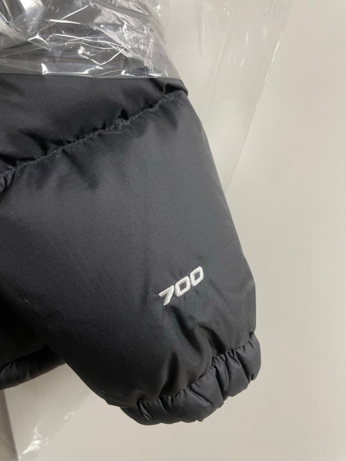 노스페이스 gs 1996 레트로 눕시 패딩 700 XL 상품이미지3