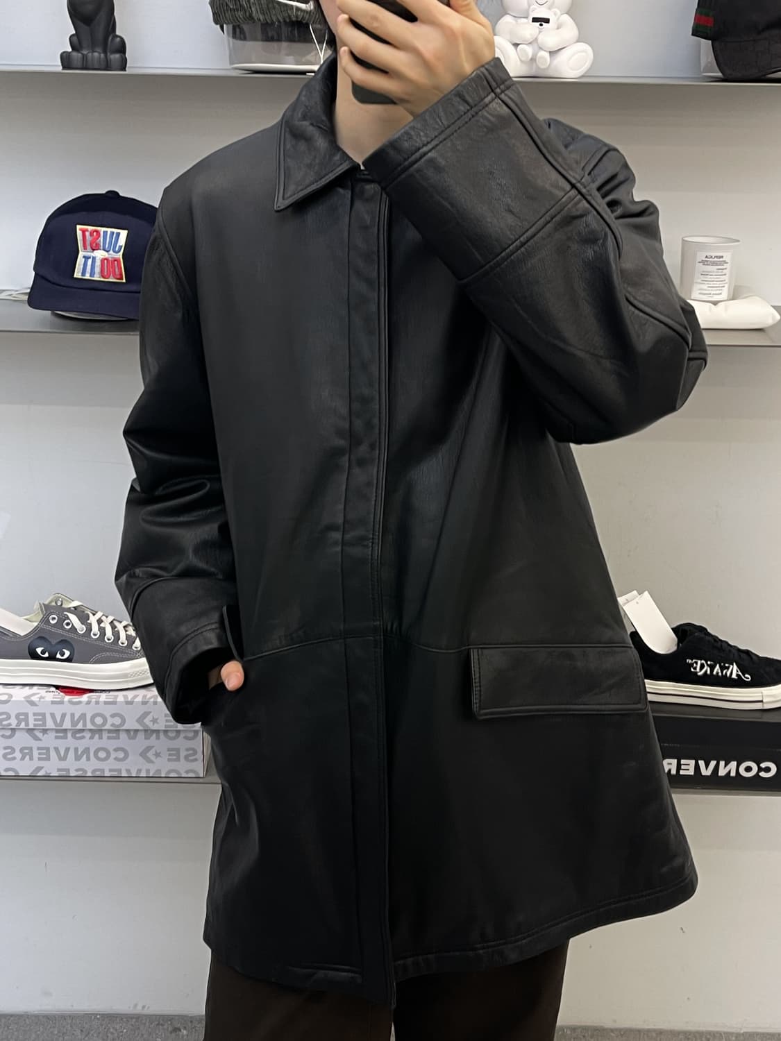 베르사체 스포츠 메두사 로고 카우 레더 상품이미지1