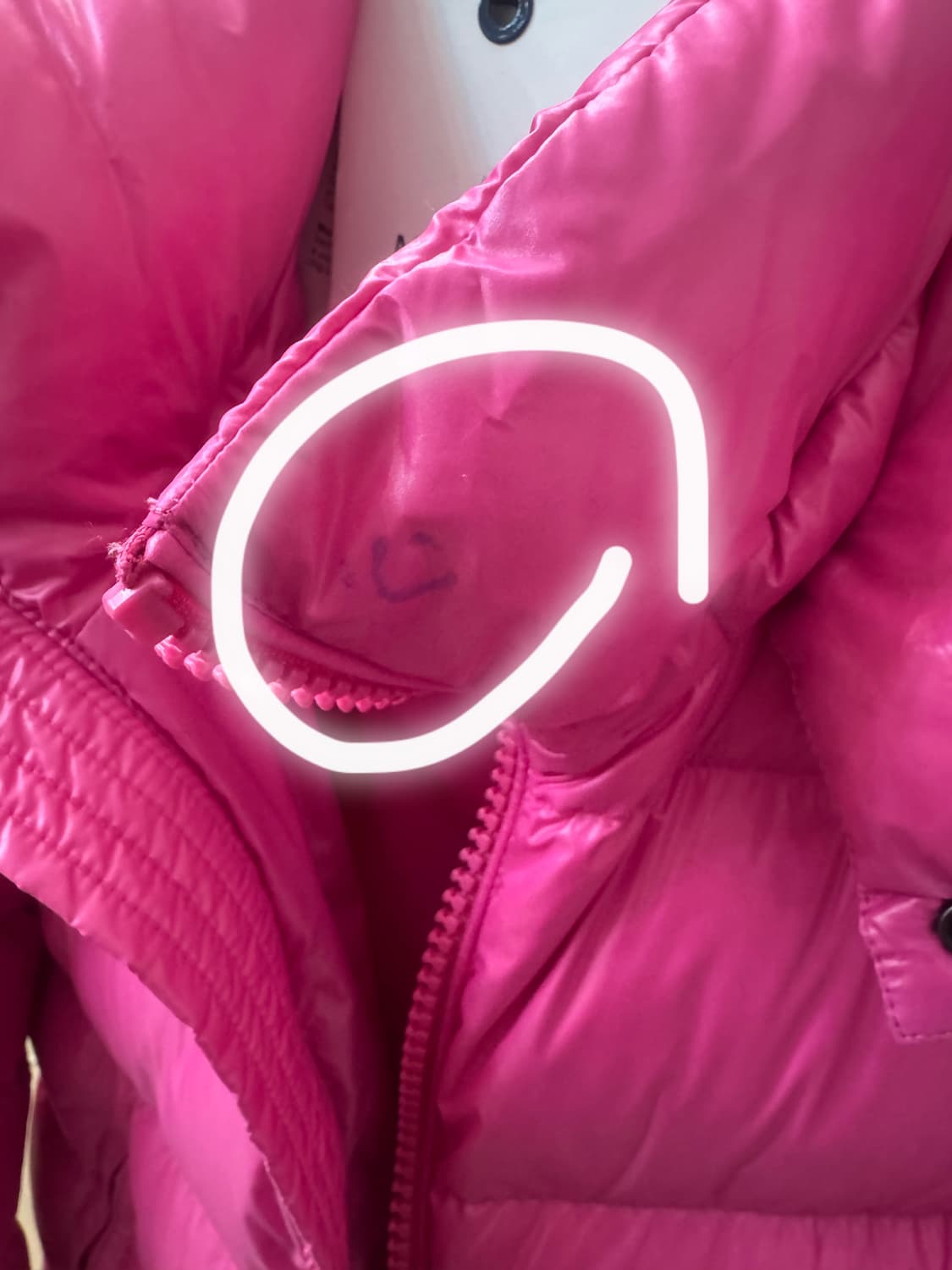 moncler maya giubboto  몽클레어 마야 후드 쇼트 다운 상품이미지8