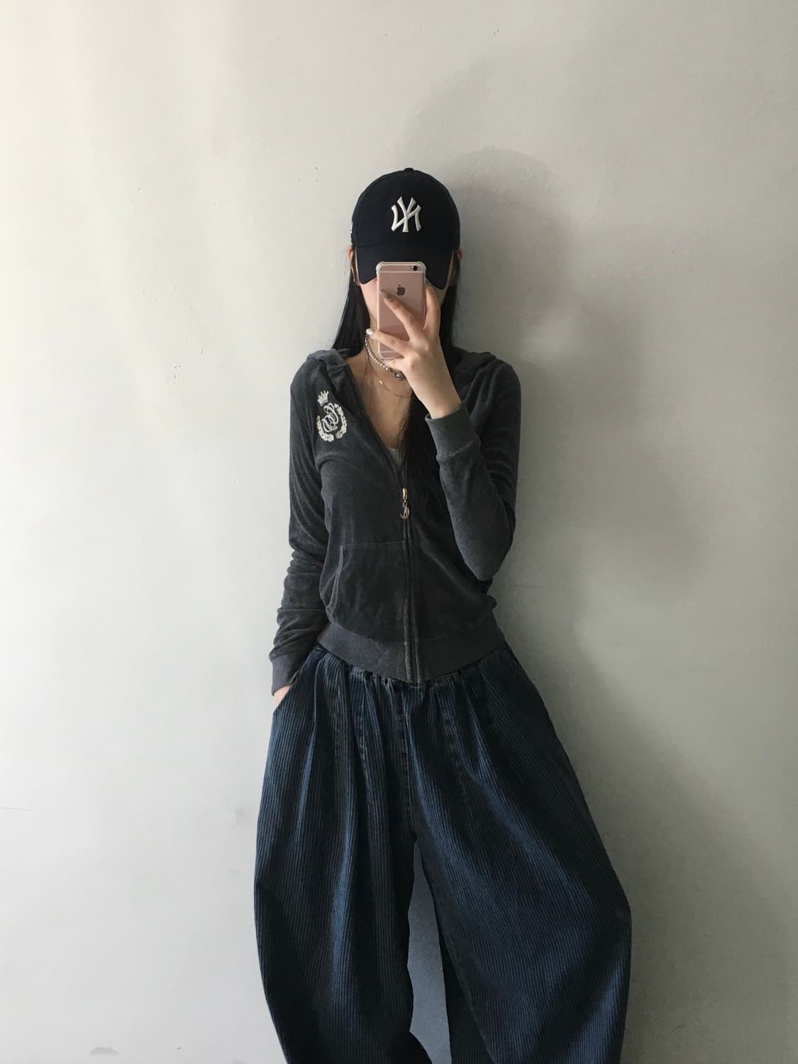 빈티지 벨벳 후드집업 상품이미지1