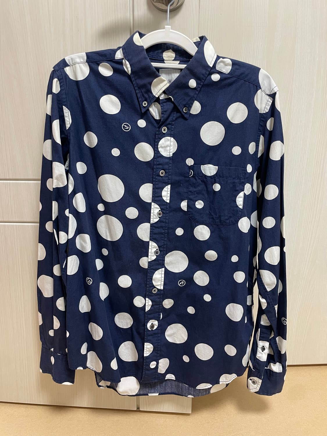 프라그먼트X유니폼익스페리먼트 도트 셔츠 상품이미지1