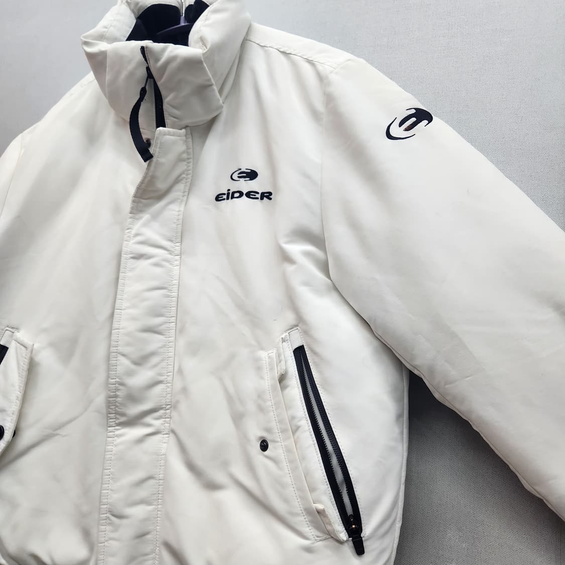 아이더 로고 사이드포켓 스투키 구스다운패딩 S(L) 상품이미지3