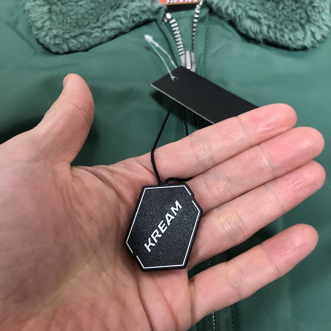 (L) 새상품 슈프림 SUPREME X 디키즈 23 FW 퍼 봄버 자켓 상품이미지10