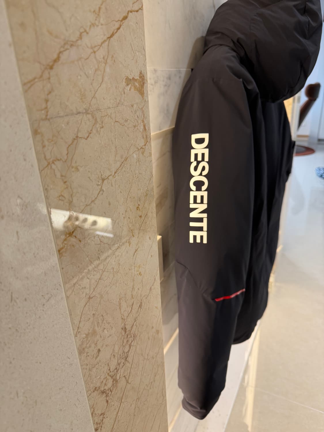 [L] 데상트 f360 패딩 상품이미지3