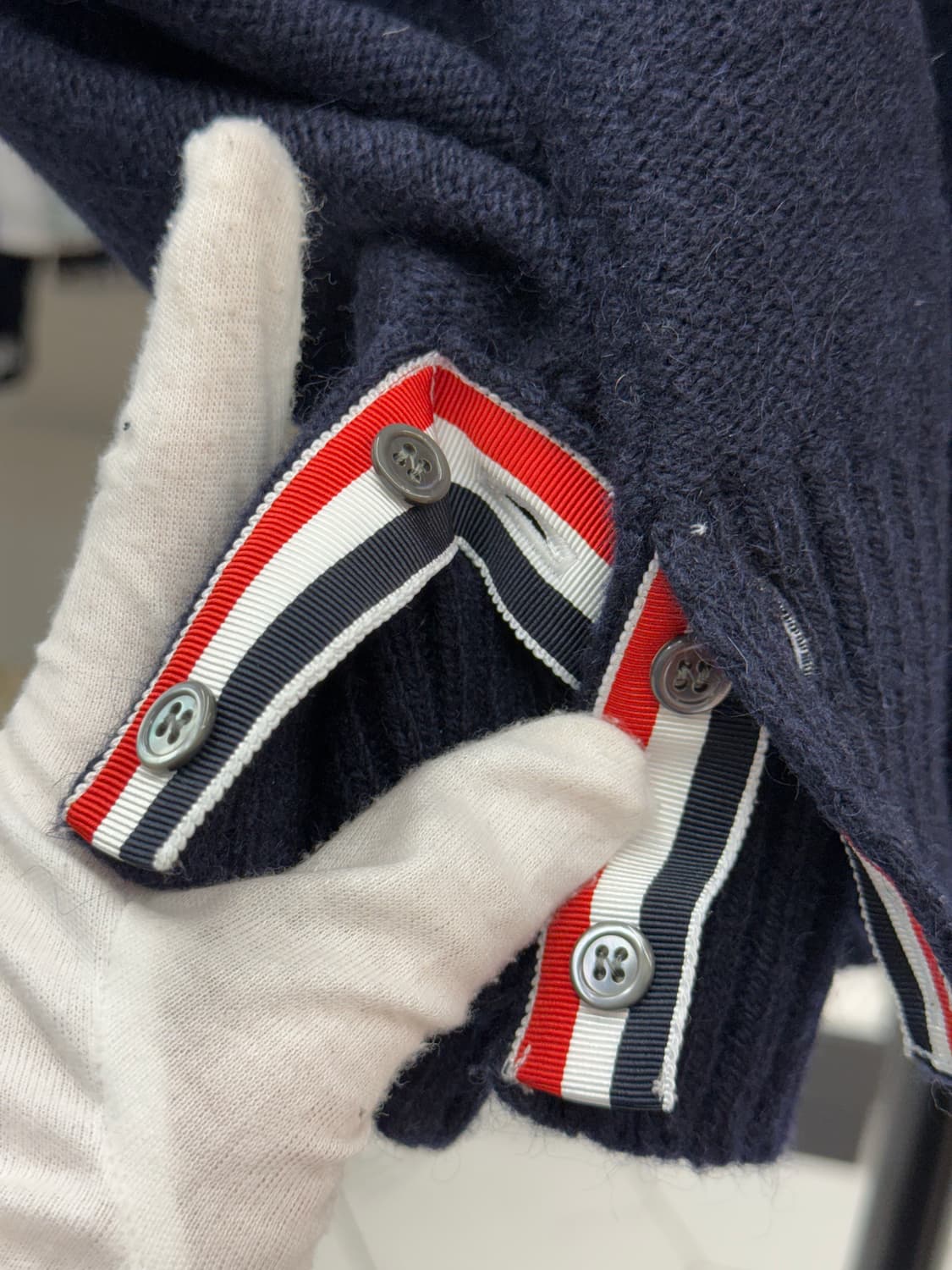 [3] 톰브라운 사선 도네갈 모헤어 니트 상품이미지5