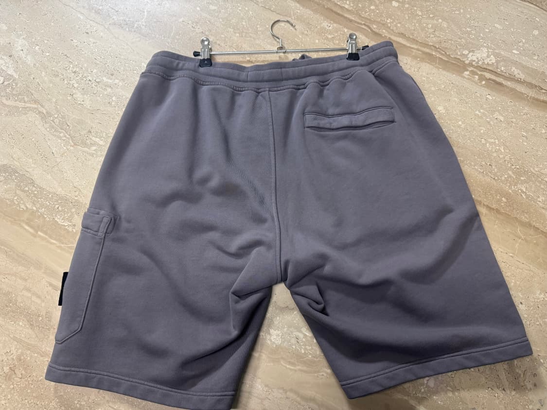 [L] 스톤아일랜드 그레이 트레이닝 반바지 상품이미지3