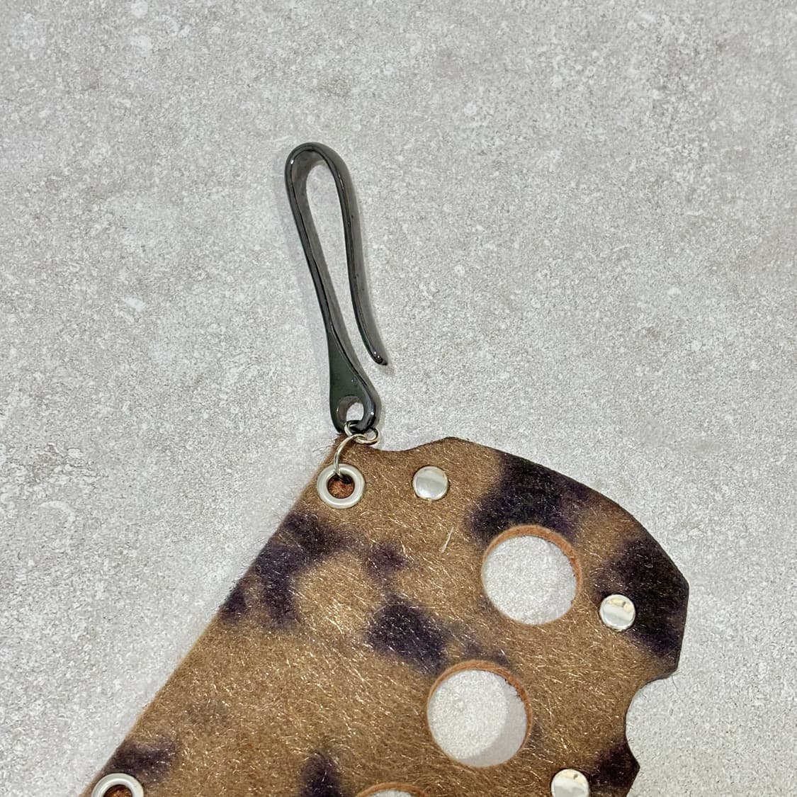 Oribell 레오파드 호피 송치털 파워 너클 키링 열쇠고리 상품이미지4