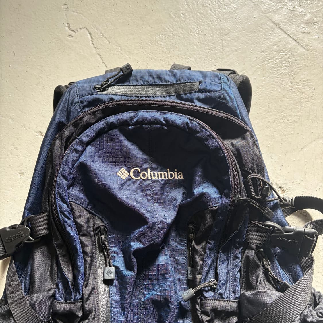 컬럼비아 레드우드 32L 빈티지 백팩 OS 상품이미지2