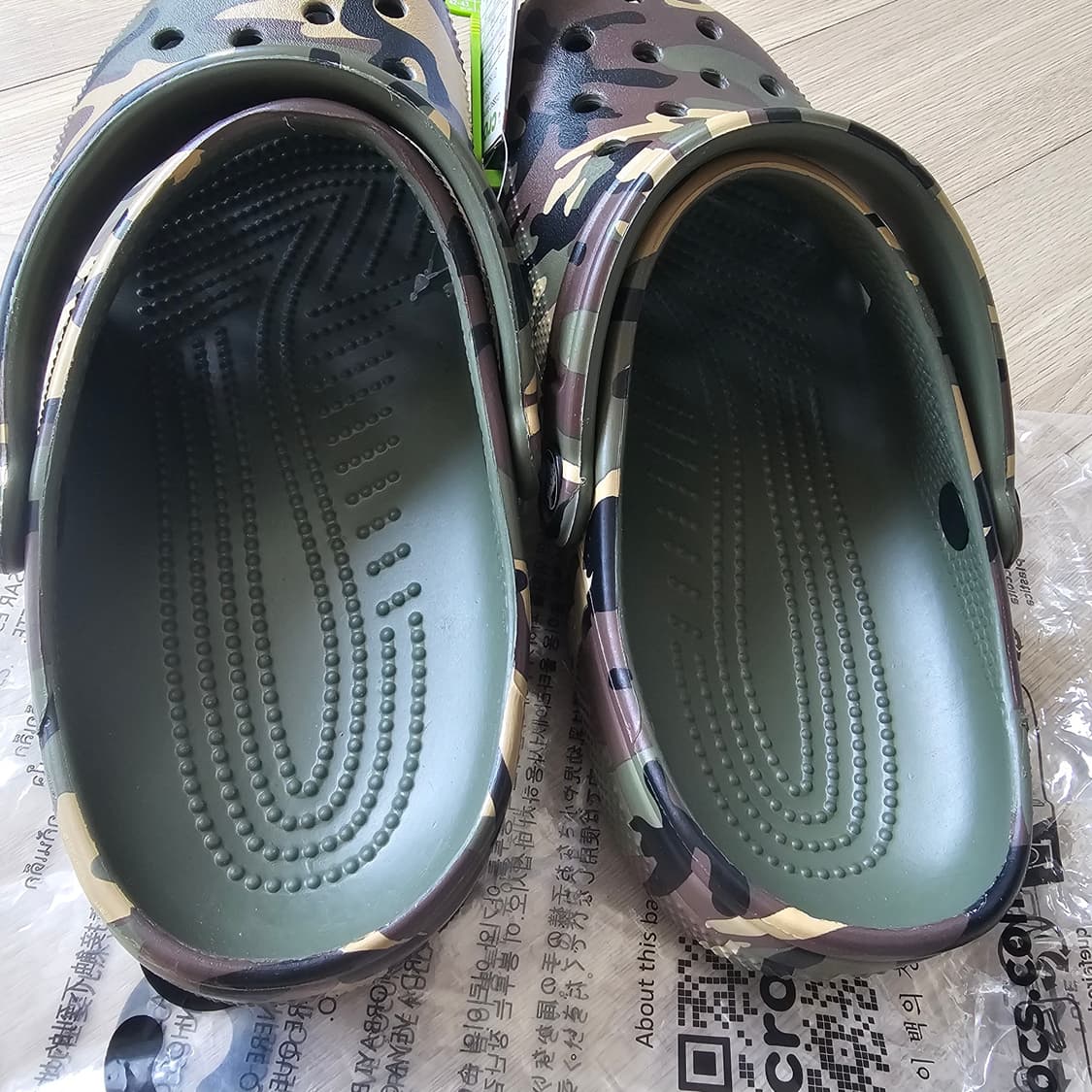 270 새제품) 크록스 클래식 카모플라쥬 클로그 국방 슬리퍼 샌들 상품이미지6