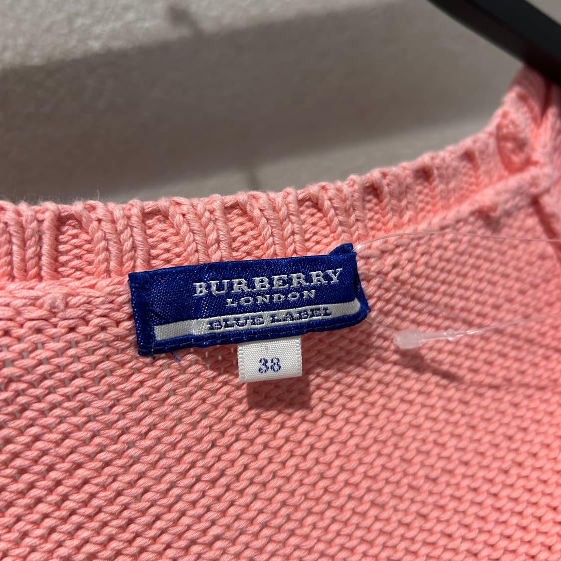 Burberry Baby Pink Knit Top 상품이미지6