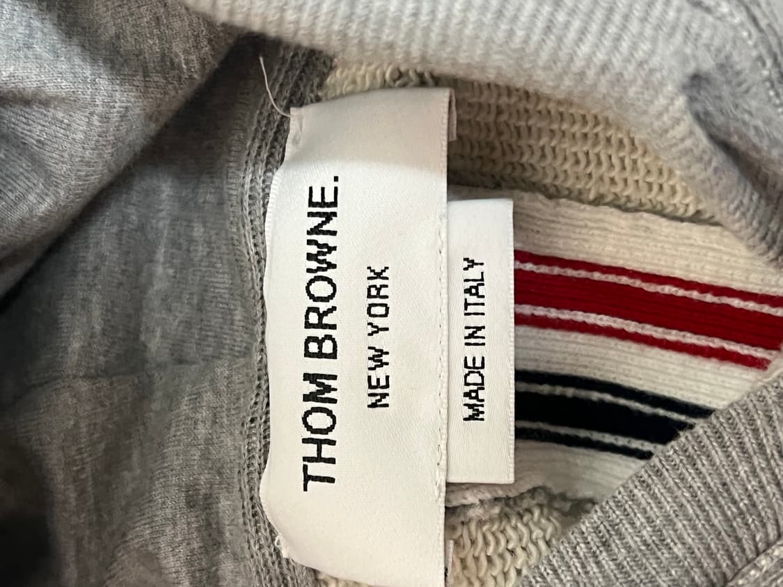[2] 톰브라운 백삼선 후드티 그레이 상품이미지4