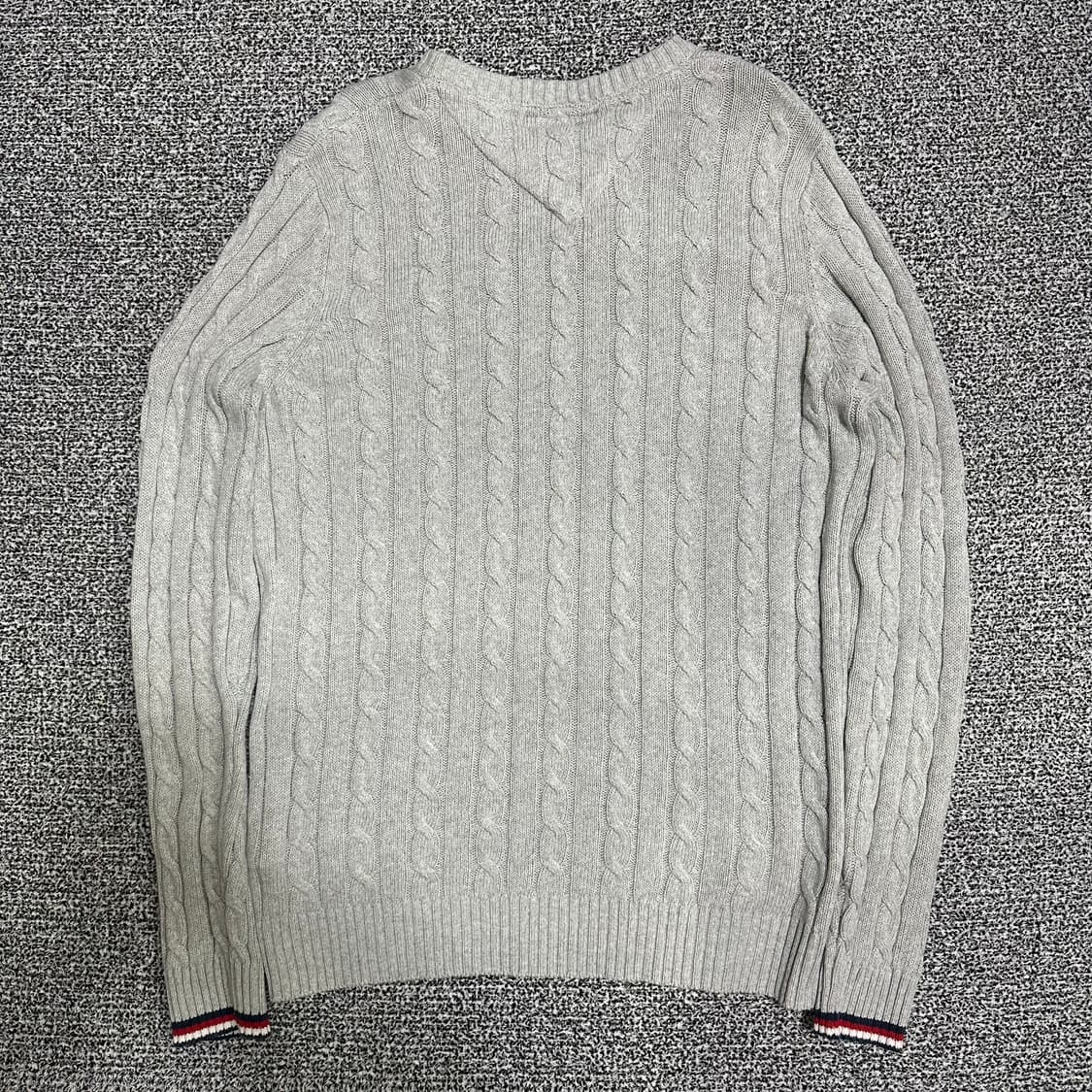 (L) 타미힐피거 케이블 니트 스웨터 회색 상품이미지4