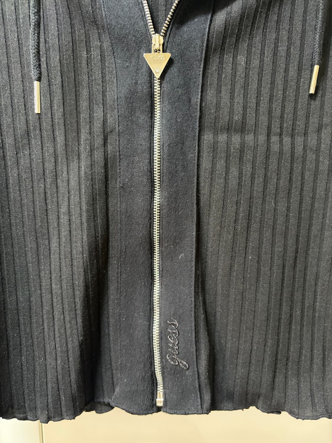 Guess 게스 슬림 후드집업 (새상품) 상품이미지3