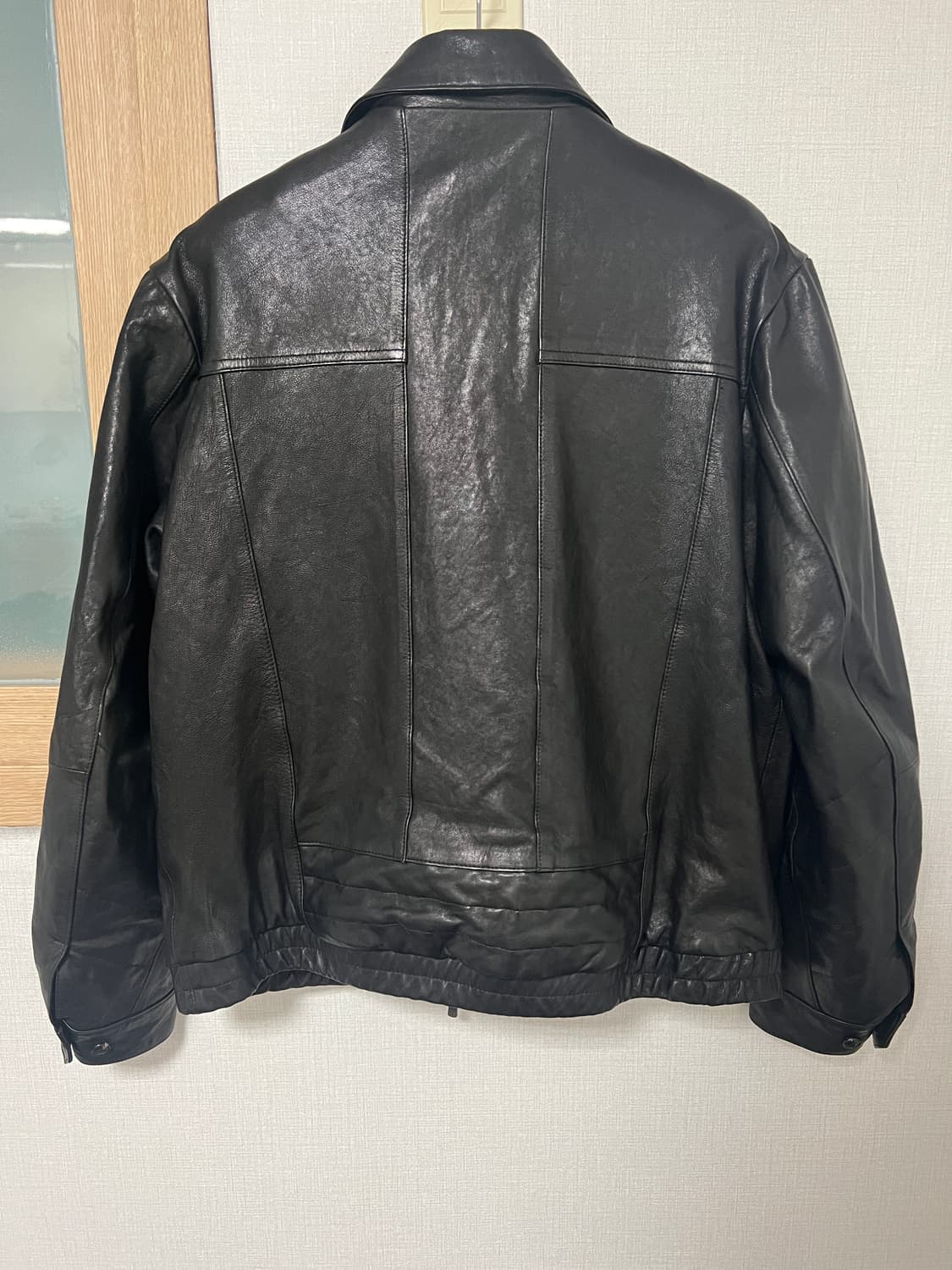 해칭룸 Stitched Volume Leather Jacket 상품이미지3