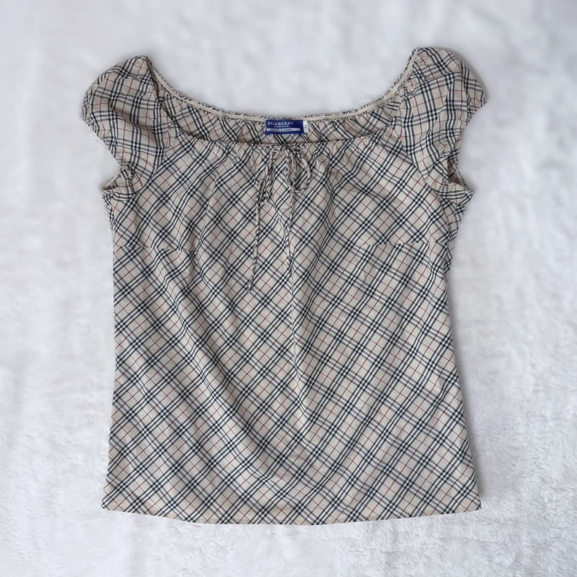 Burberry 블루라벨 대장템 노바체크 퍼프 블라우스 ≽^•⩊•^≼ 상품이미지1