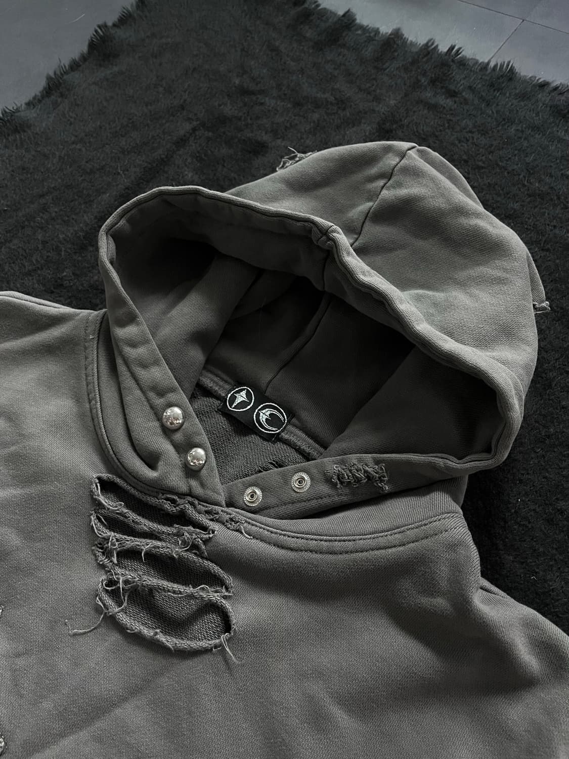 Thug Club Rock Hoodie Gray 상품이미지3