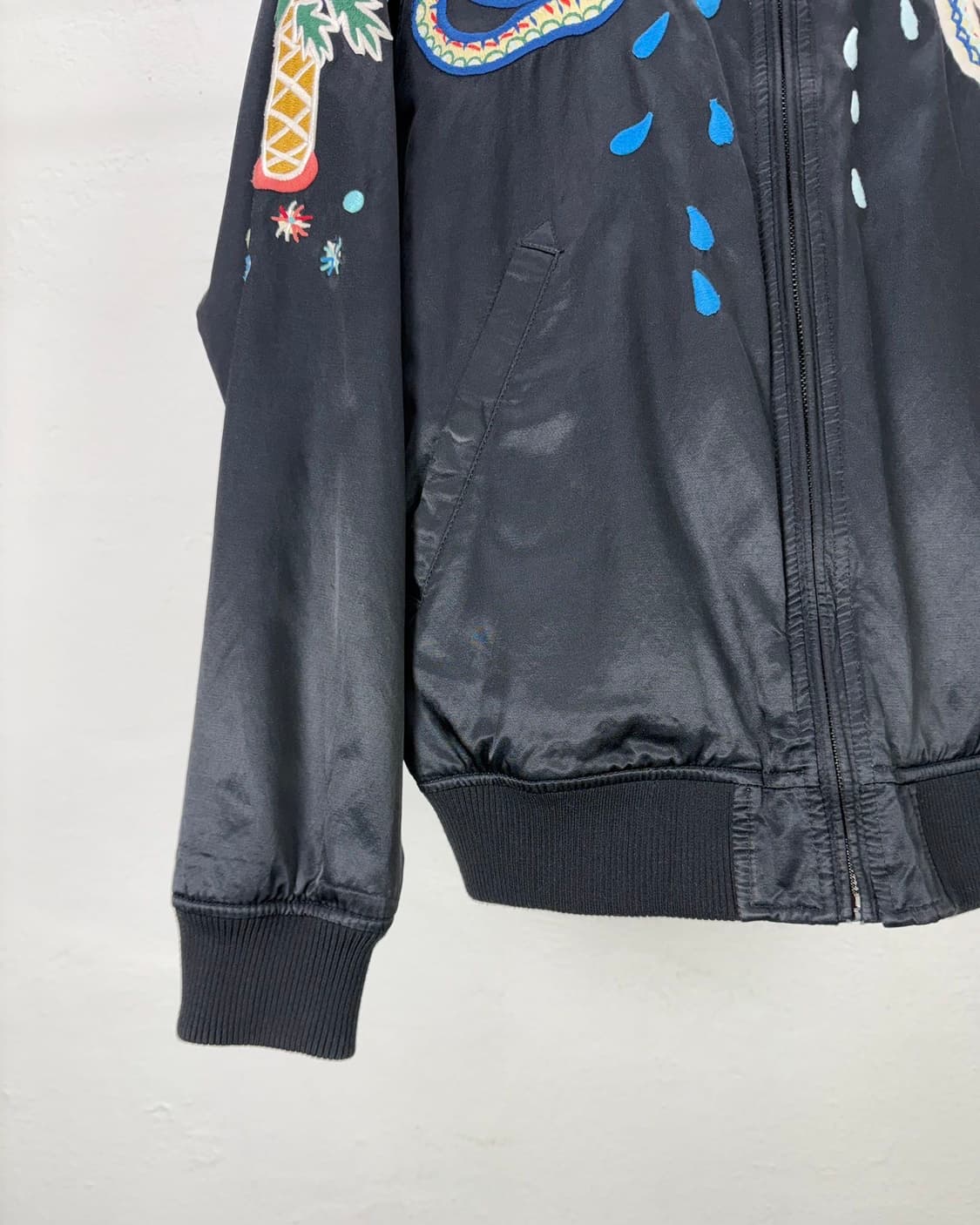 디젤 엠브로이드 스네이크 리버서블 봄버 자켓 상품이미지5