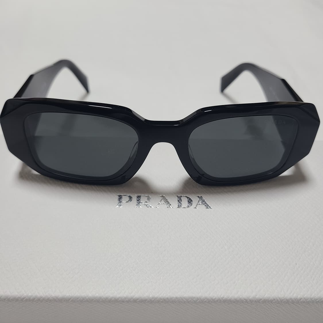 프라다 심볼 선글라스 상품이미지1
