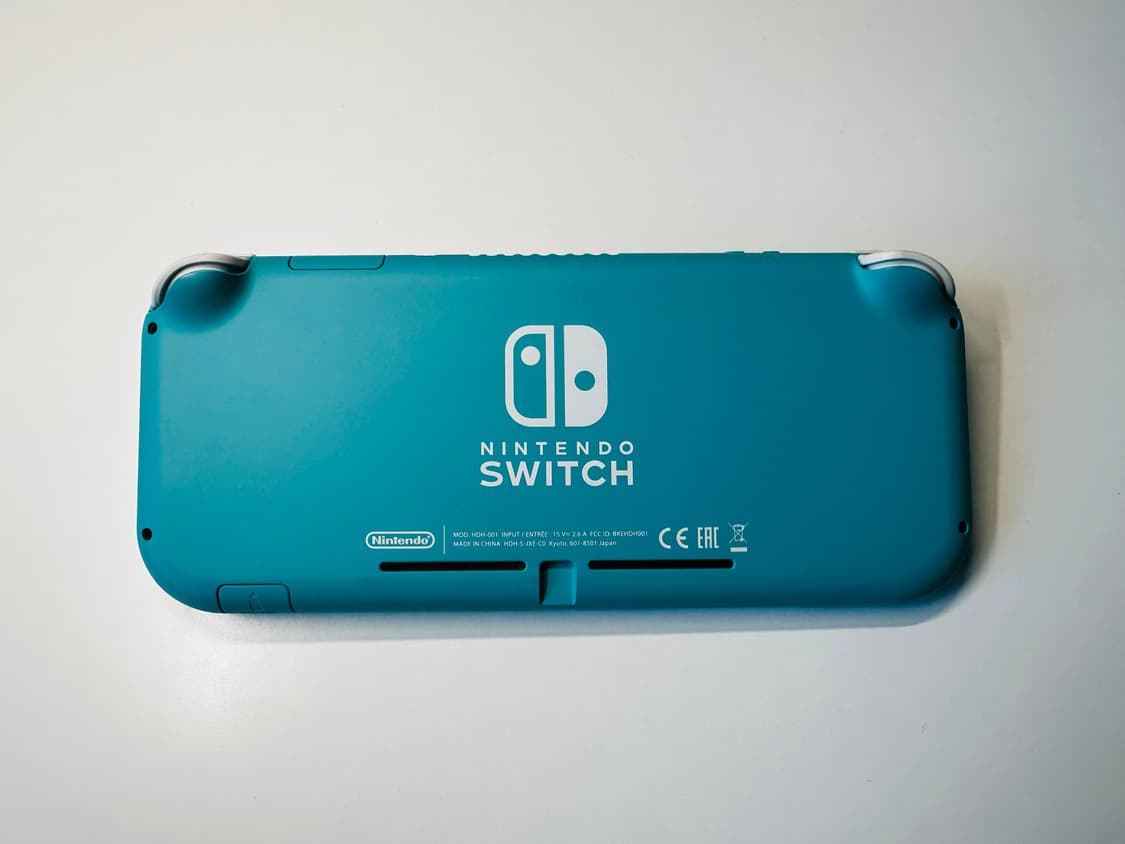 닌텐도 스위치 라이트 터콰이즈 + 충전기, 정품 동숲 파우치 판매 상품이미지3