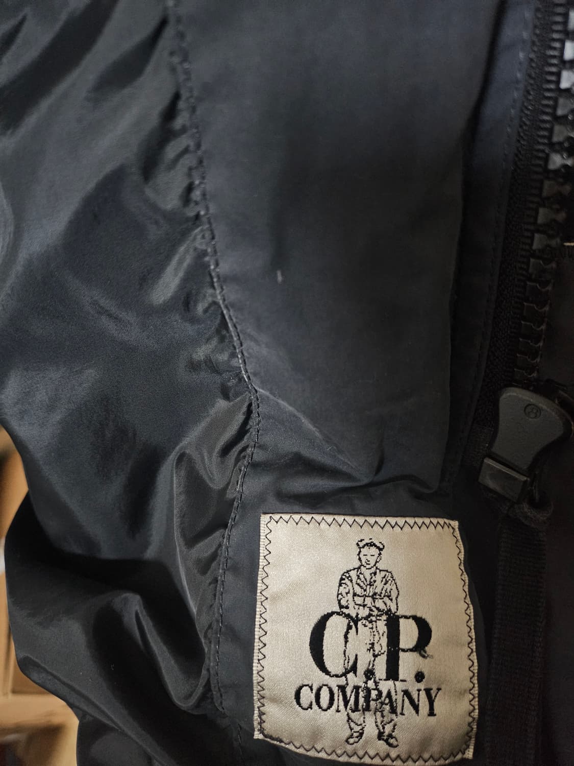 cp컴퍼니 시계창 내피 야상자켓 그레이 95사이즈 상품이미지6
