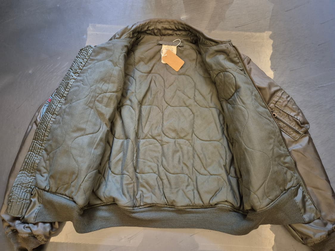 80s u.s army AVIREX CWU 45 P 플라이트 자켓 상품이미지3