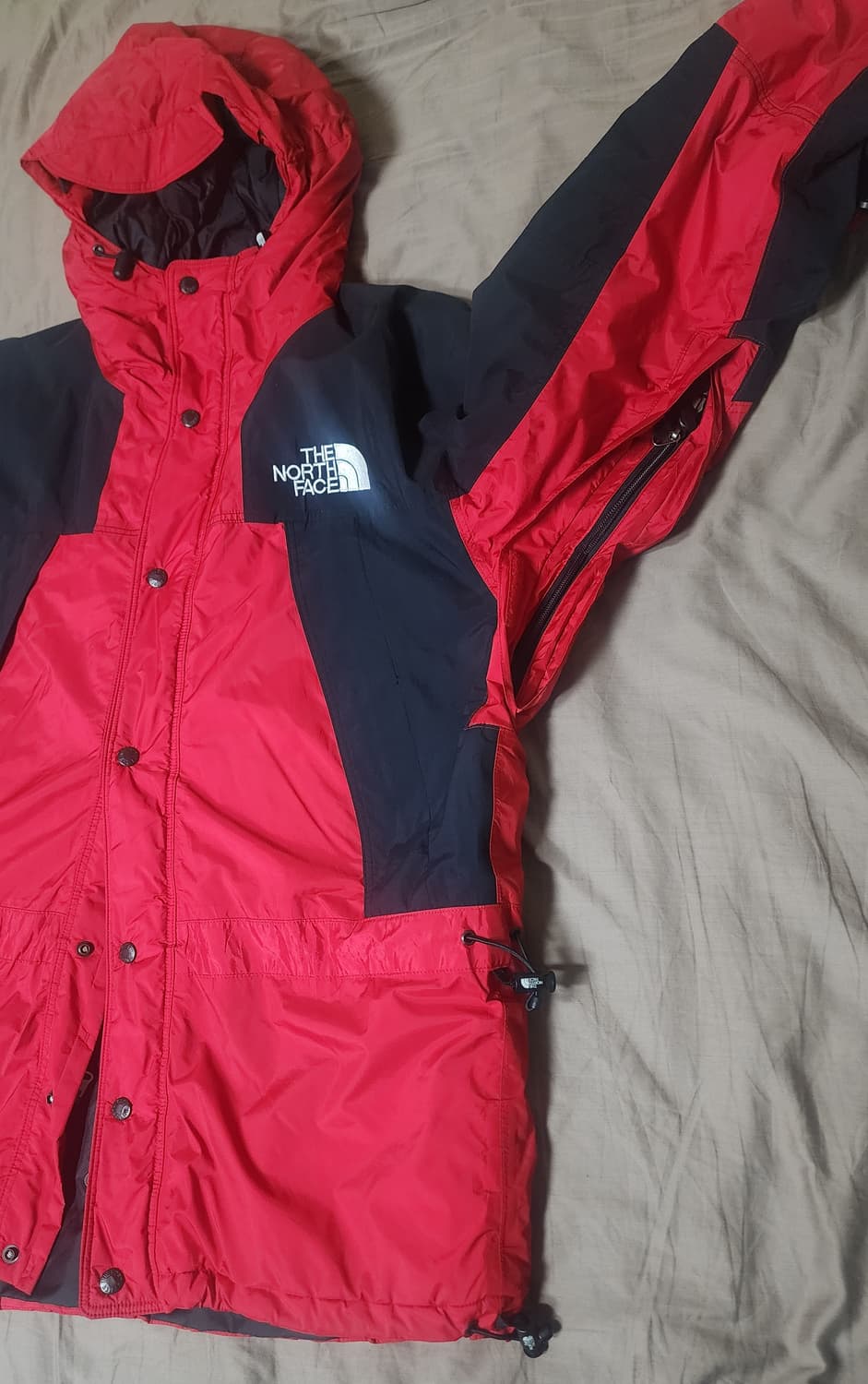 일본판 노스페이스 1994 마운틴 패딩자켓 팝니다 / 사이즈100~105 상품이미지8