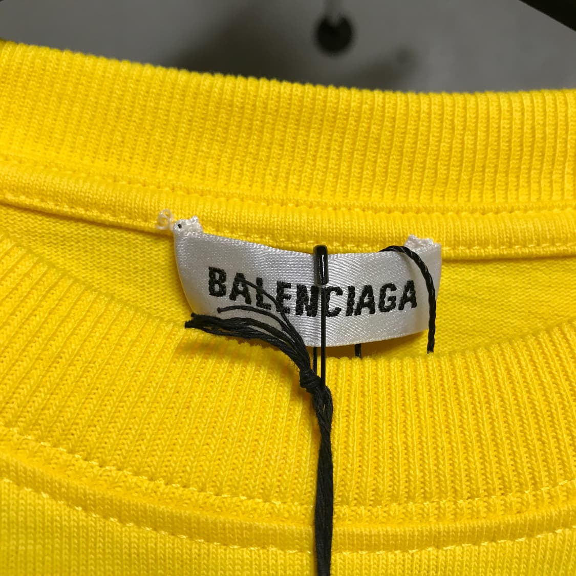발렌시아가 옐로 반팔 티셔츠 새상품 L 상품이미지5