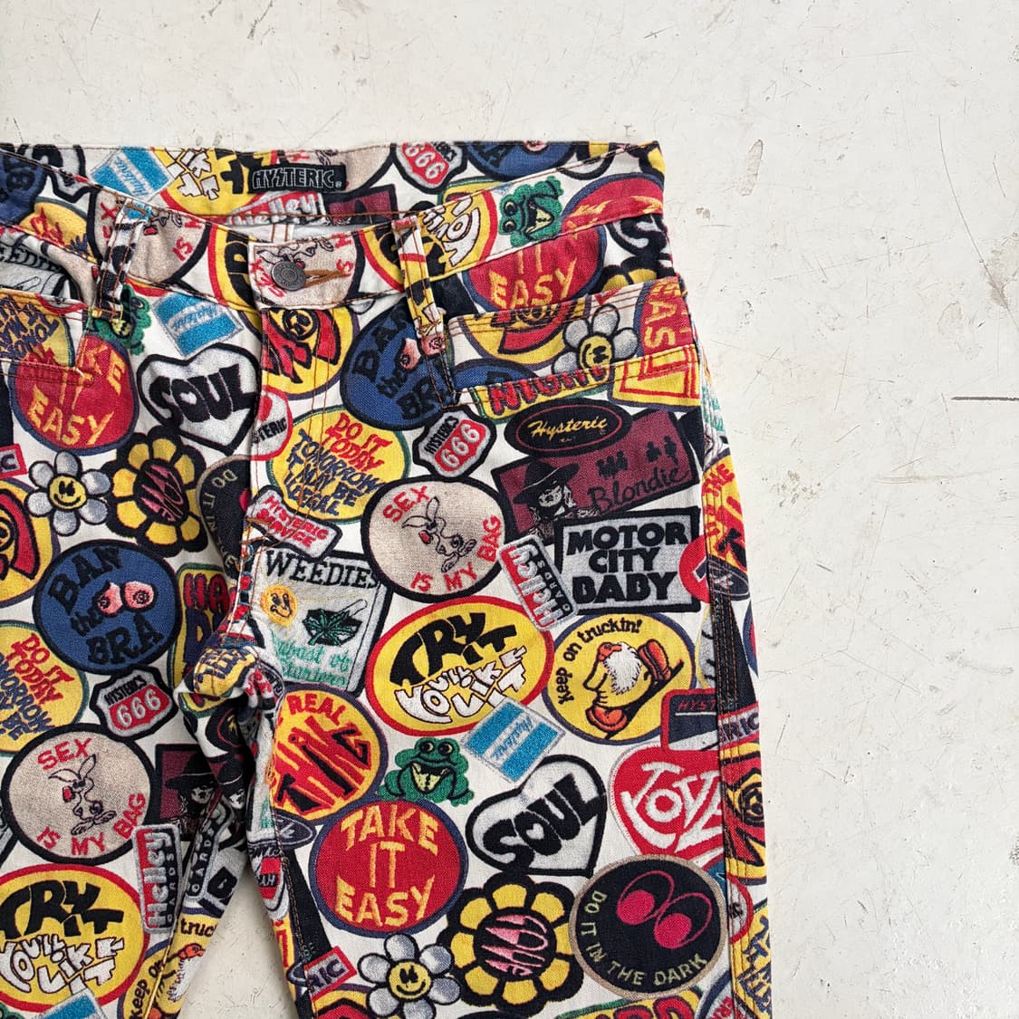 00s 히스테릭 글래머 믹스 스티커 부츠컷 팬츠 M 상품이미지4