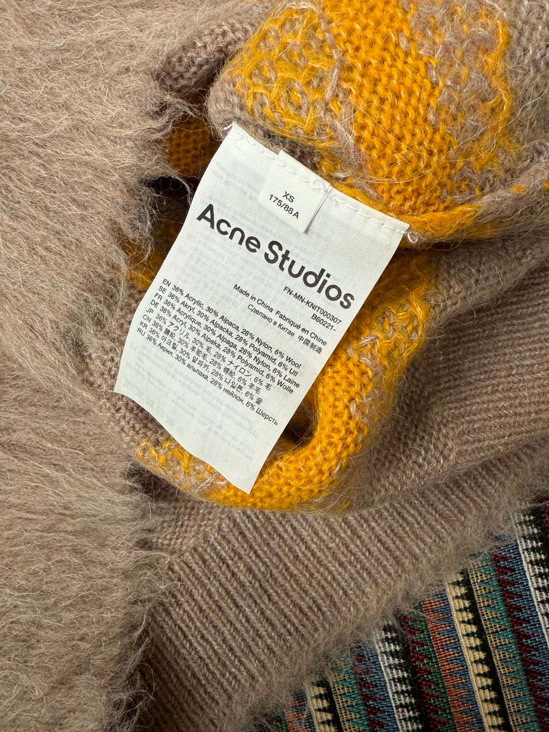 아크네 스튜디오 모헤어 퍼지 니트 상품이미지4