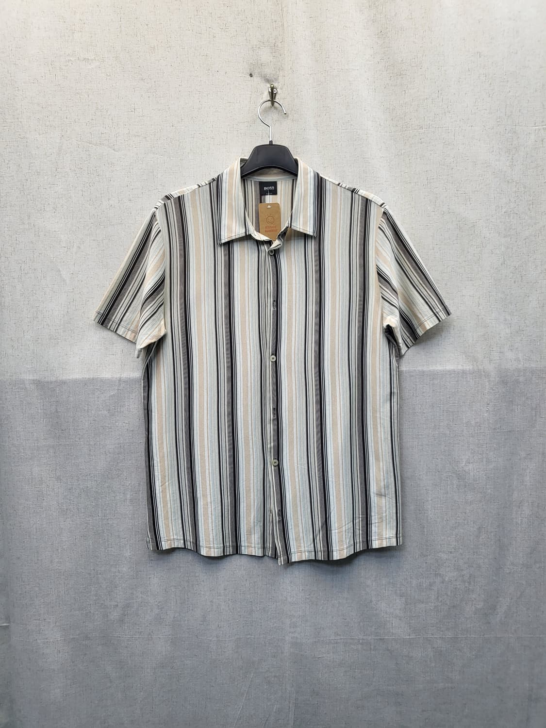 보스 스트라이프 반팔 셔츠 상품이미지1