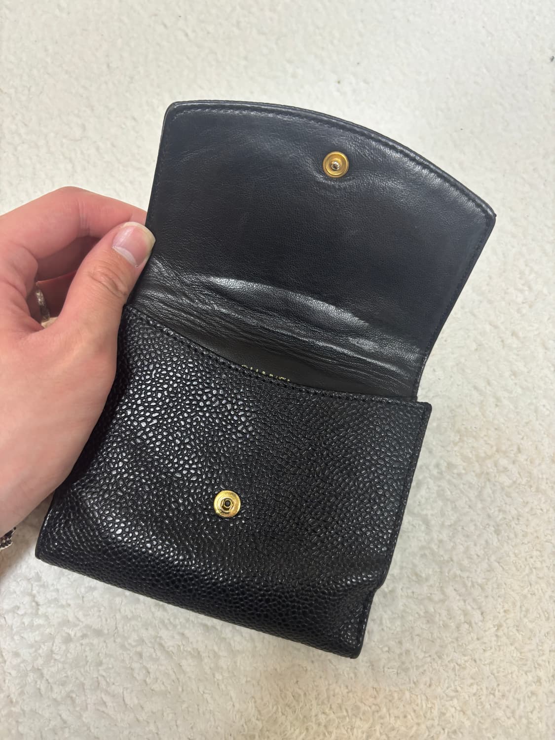 샤넬 캐비어 반지갑 상품이미지5