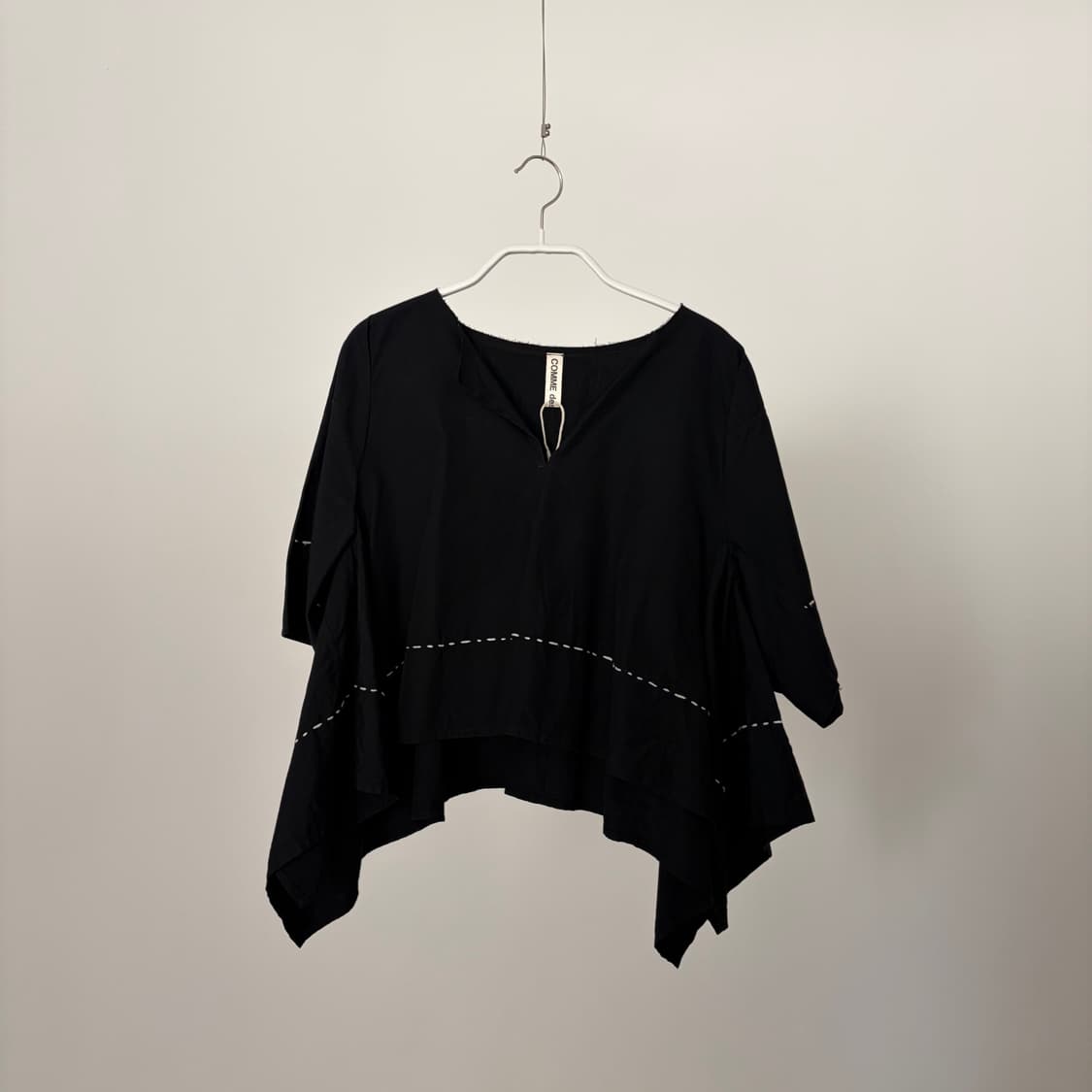 Stitch Asymmetry Half Blouse 상품이미지1