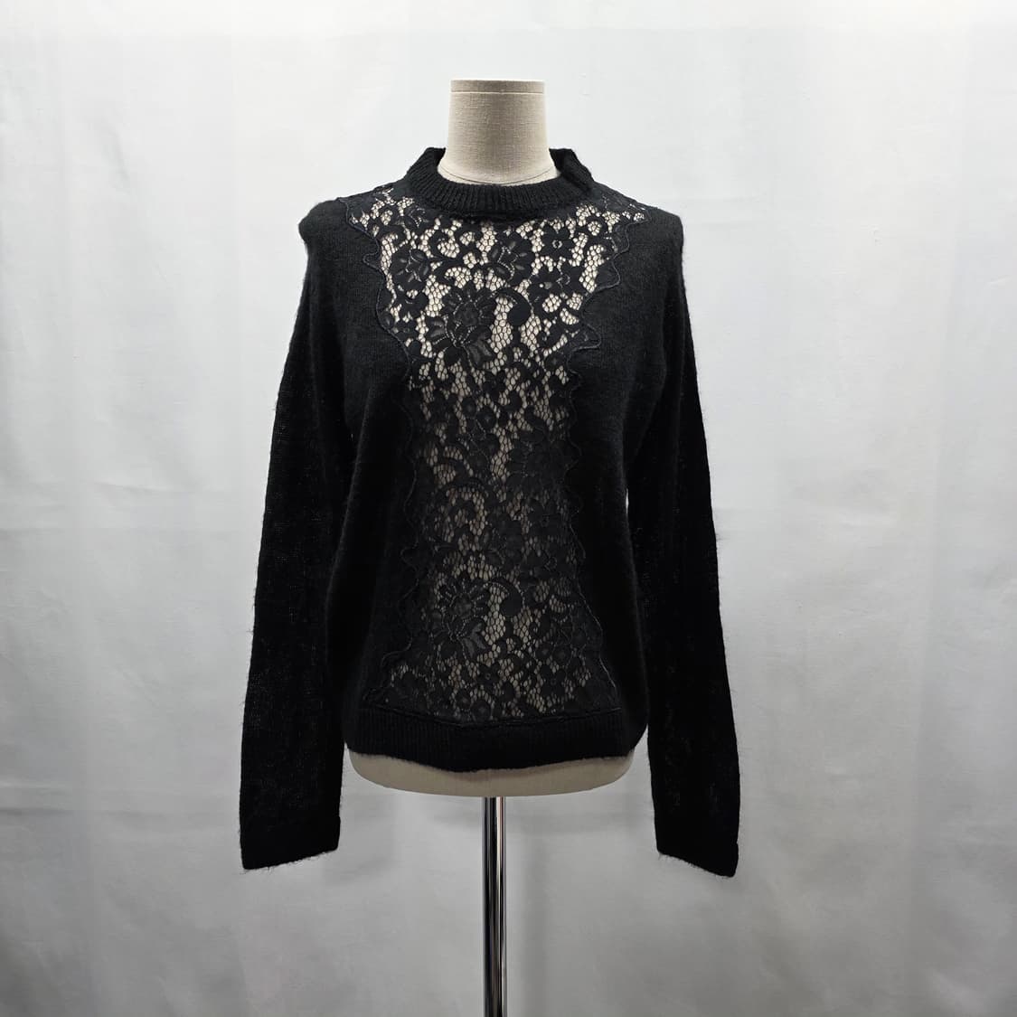 0064 자라 ZARA 레이스 배색 니트 블랙 S 여성 니트 상품이미지1