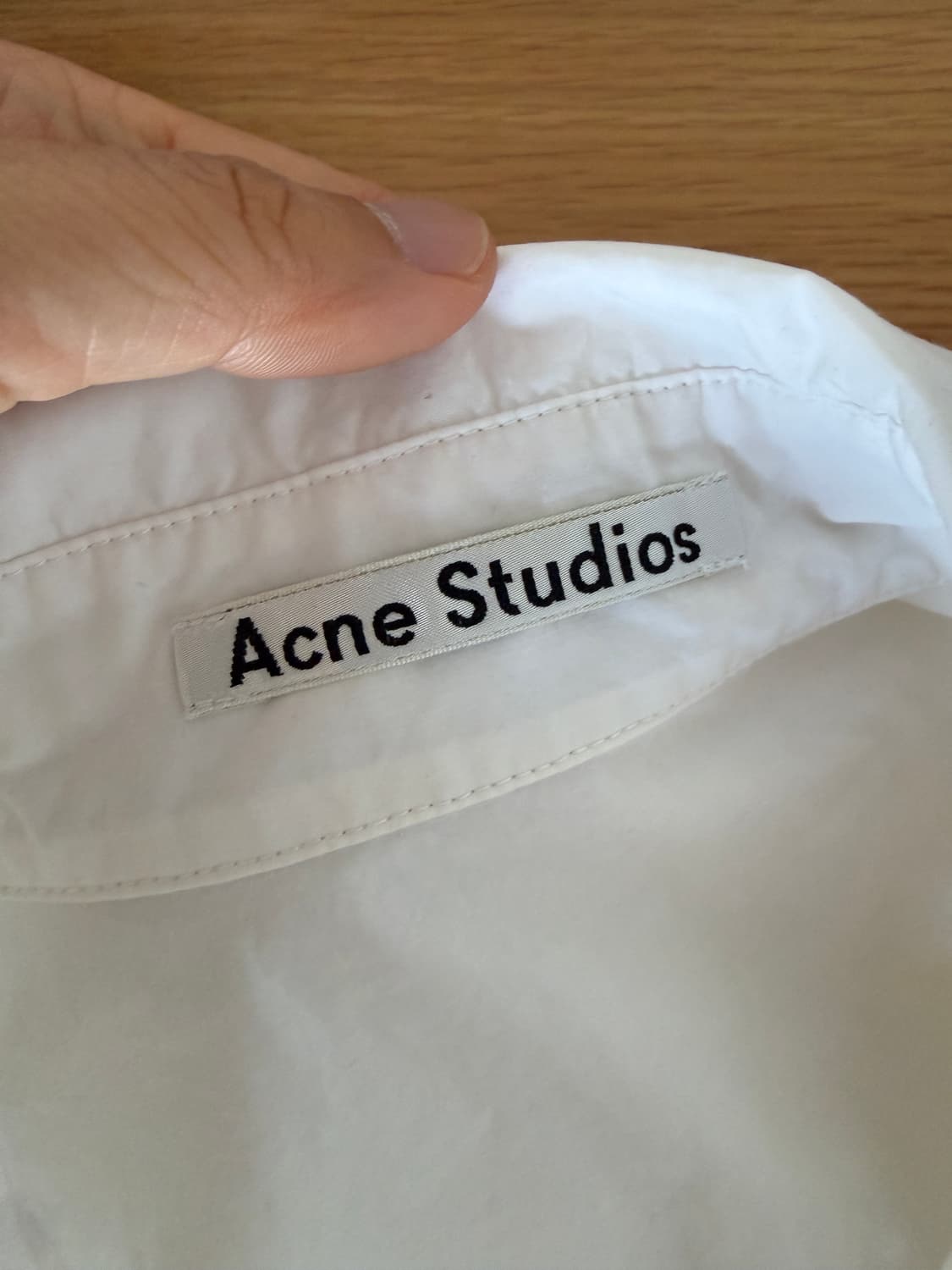 아크네스튜디오(Acne Studios) 셔츠(부분 미세 얼룩) 상품이미지8