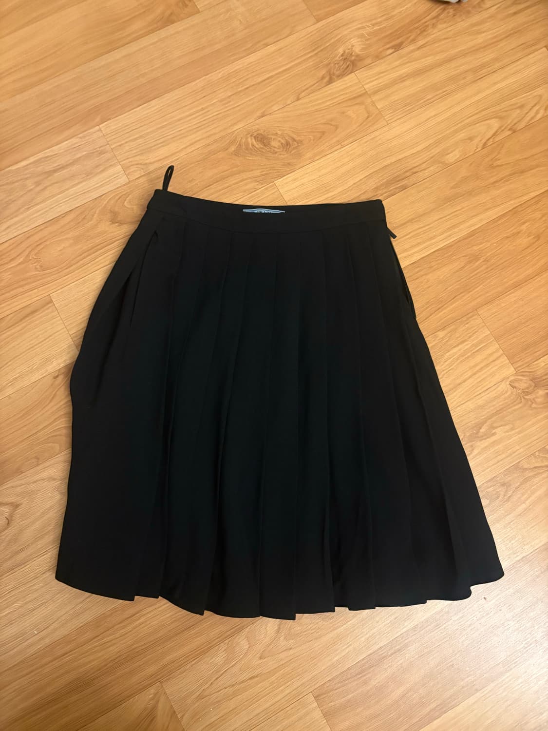 빈티지 프라다 미디 플리츠스커트  상품이미지4