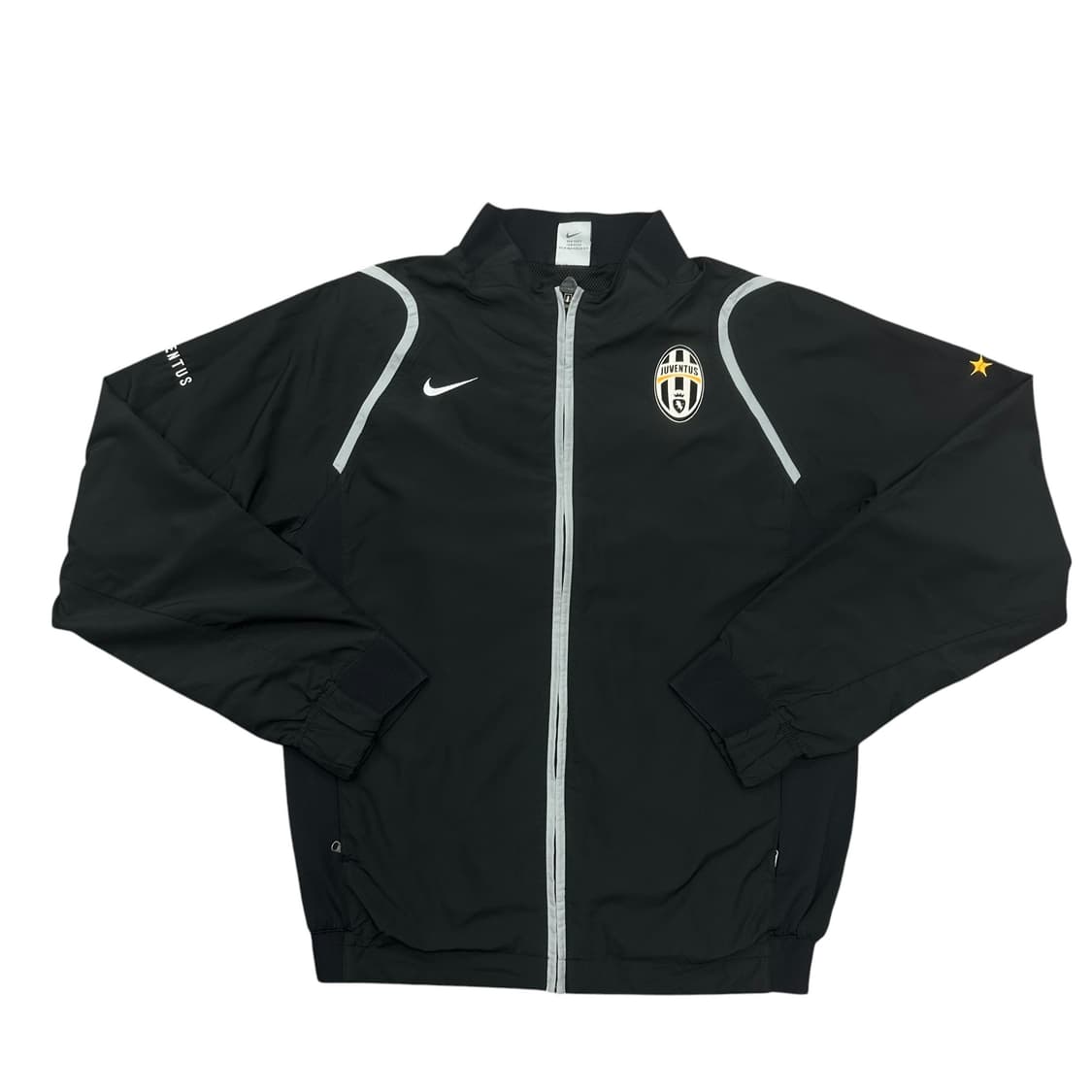 나이키 유벤투스 바람막이 상품이미지1