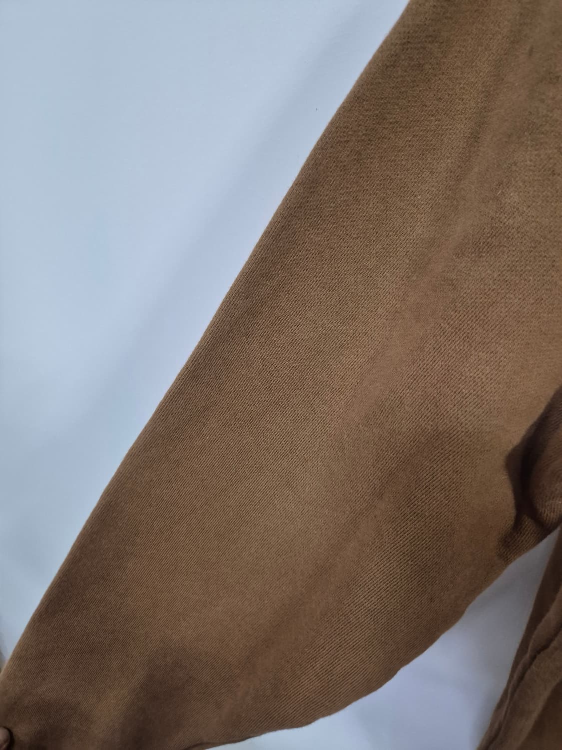 커버낫 C 로고 브라운 맨투맨 티셔츠 상품이미지3