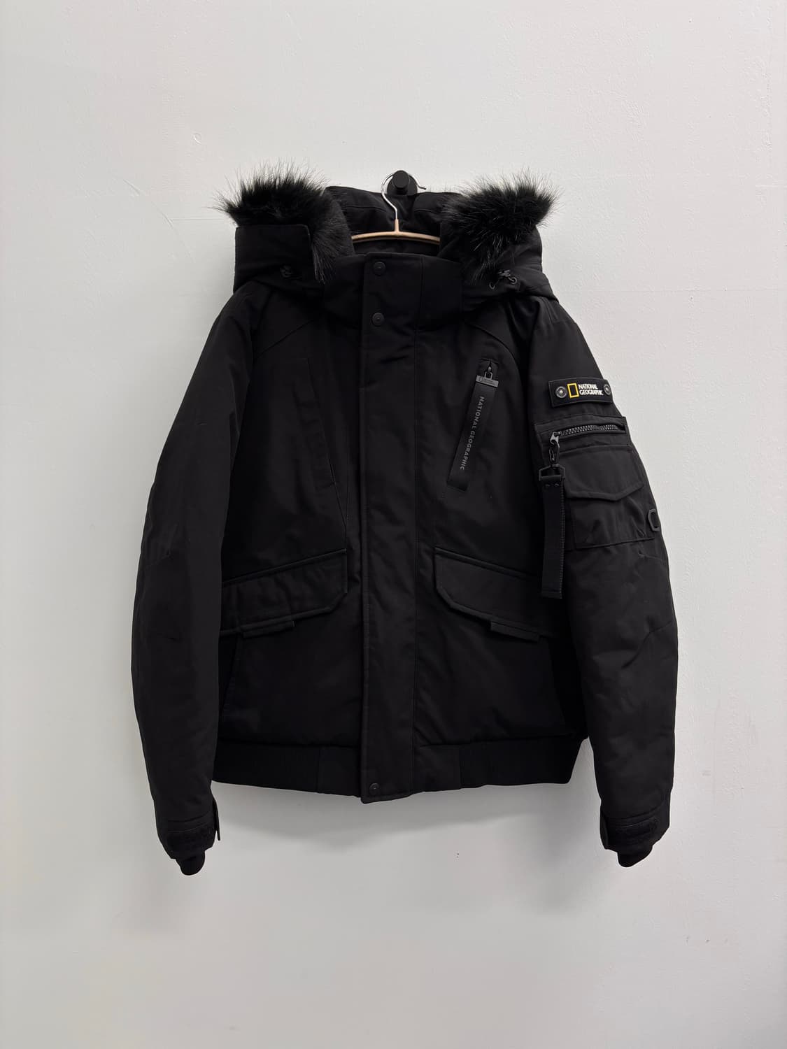 내셔널지오그래픽 타루가 덕다운 패딩 점퍼 블랙 상품이미지1