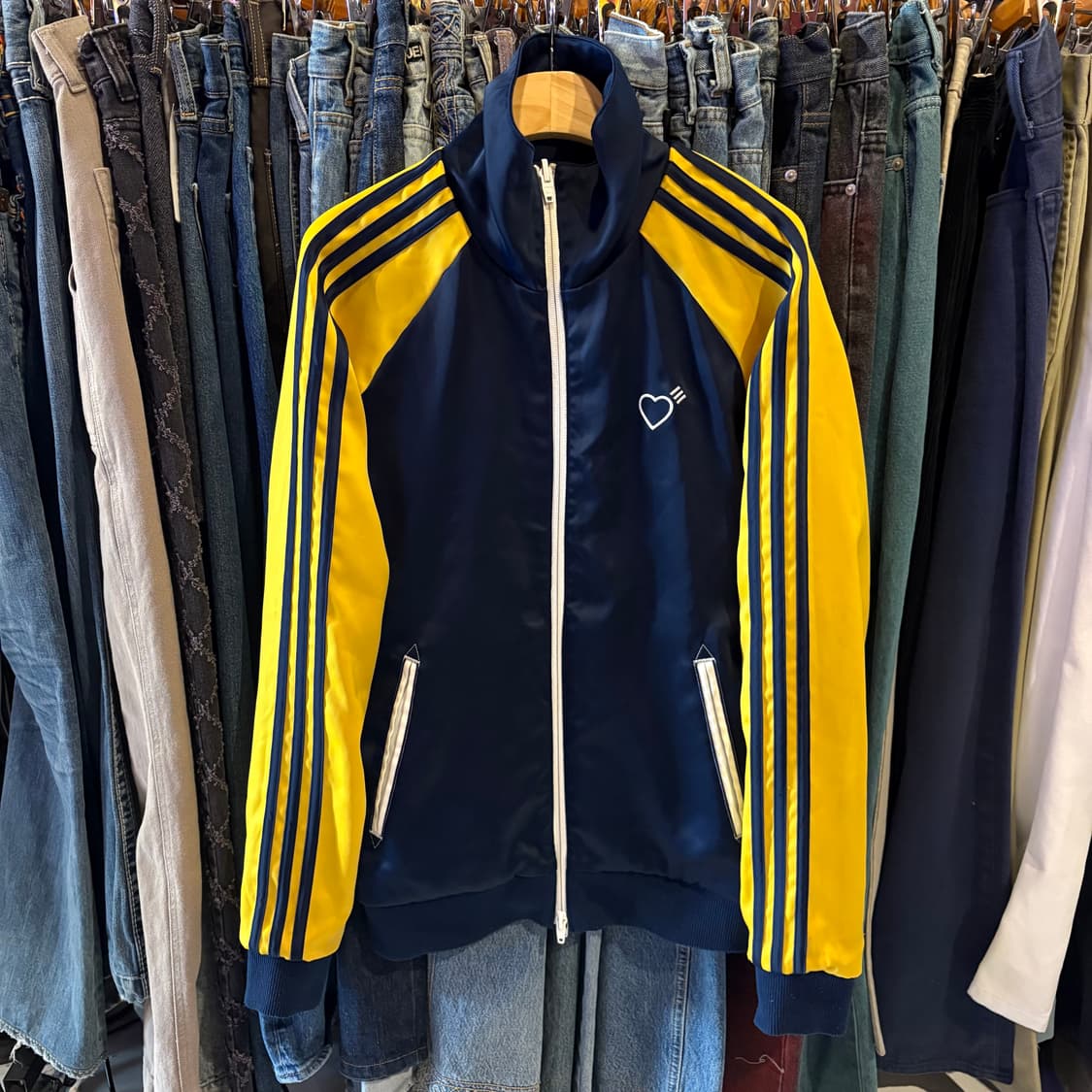 아디다스 x 휴먼메이드 리버시블 트랙탑 져지 상품이미지3