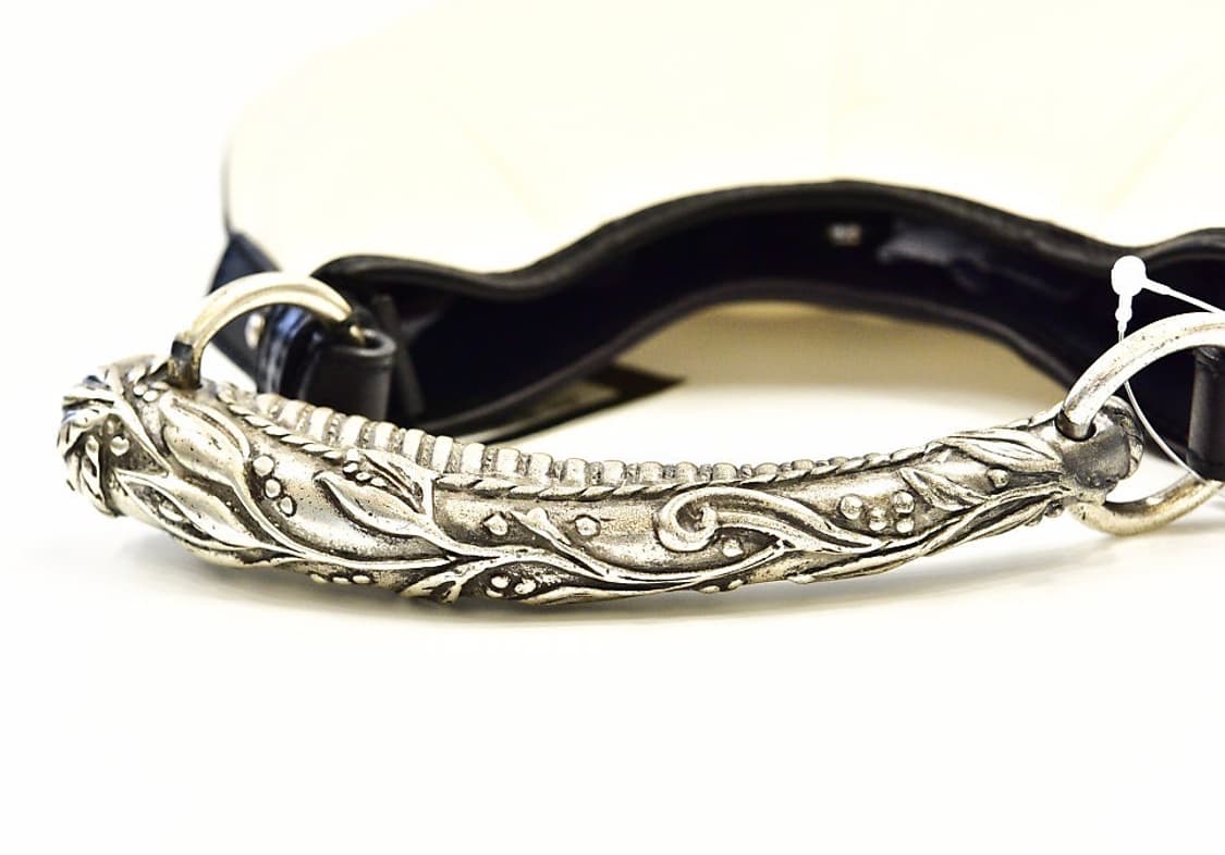 입생로랑 몸바사 호른 핸들 토트백 (정품) 상품이미지8