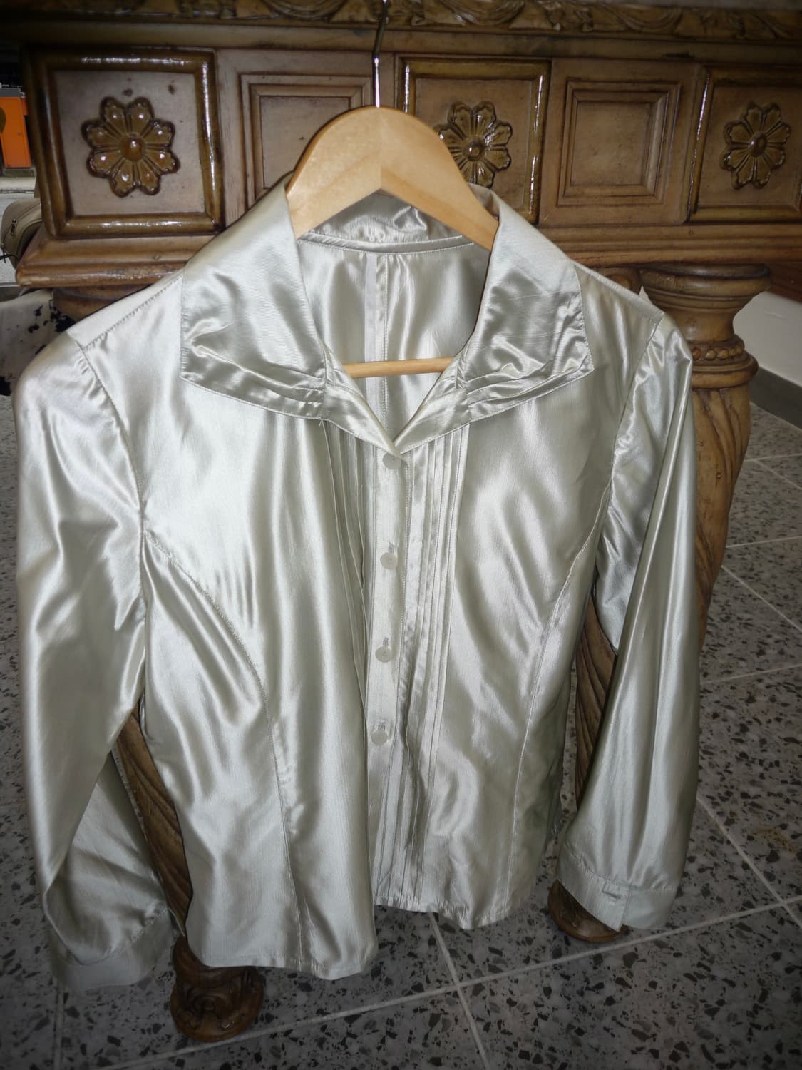 Gold glossy shirt 상품이미지1