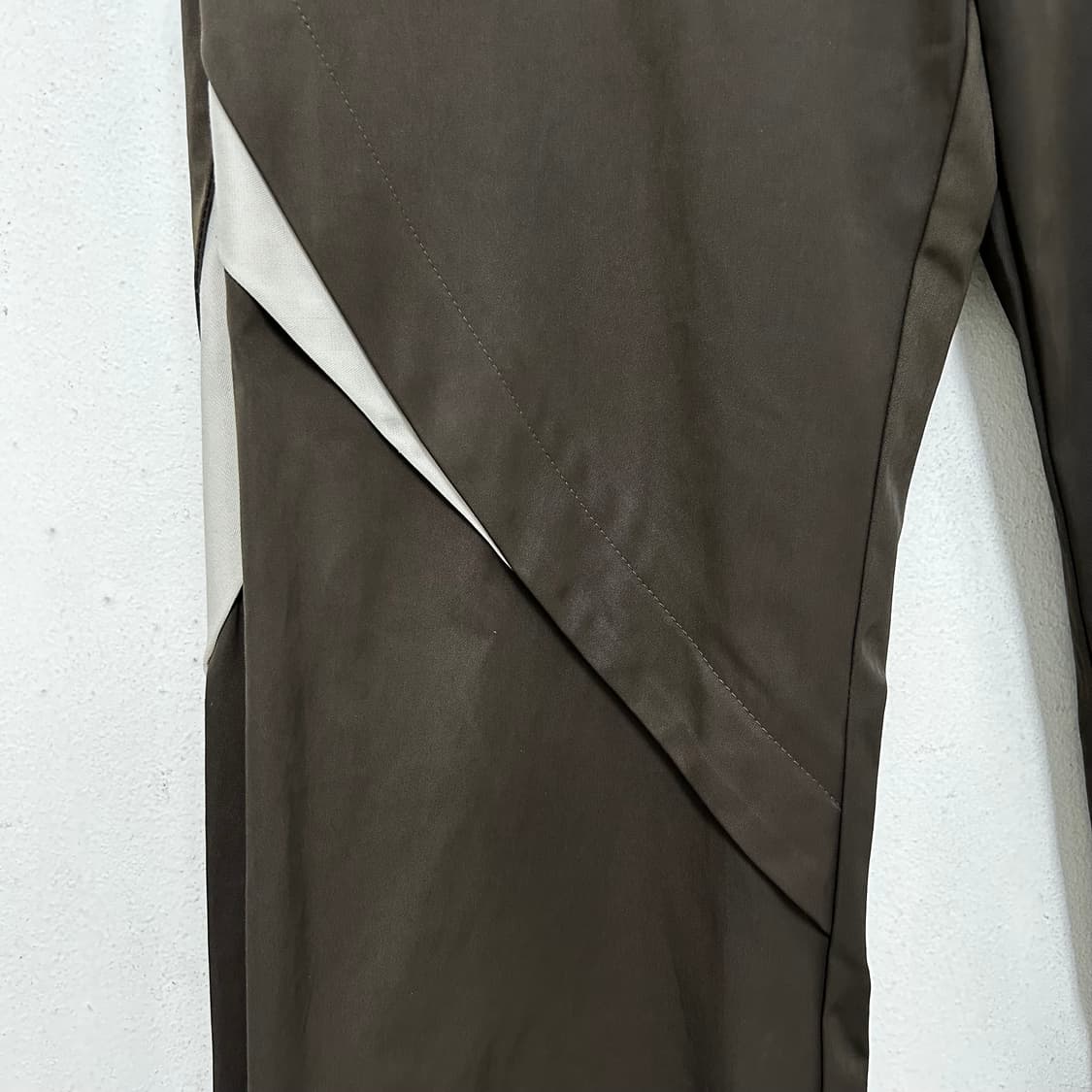 브랜드 그레일즈 절개라인 바지 상품이미지3