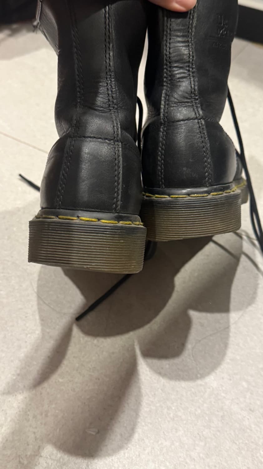 닥터마틴 8홀 블랙 uk5 (245) 상품이미지3