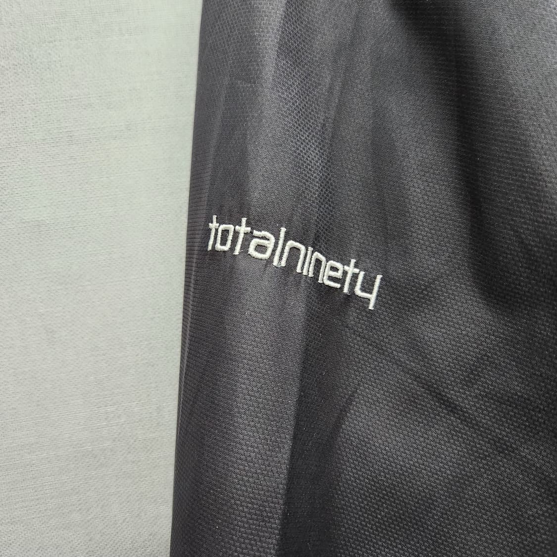 올드스쿨 나이키 로고 토탈90 바람막이 M(L) 상품이미지3