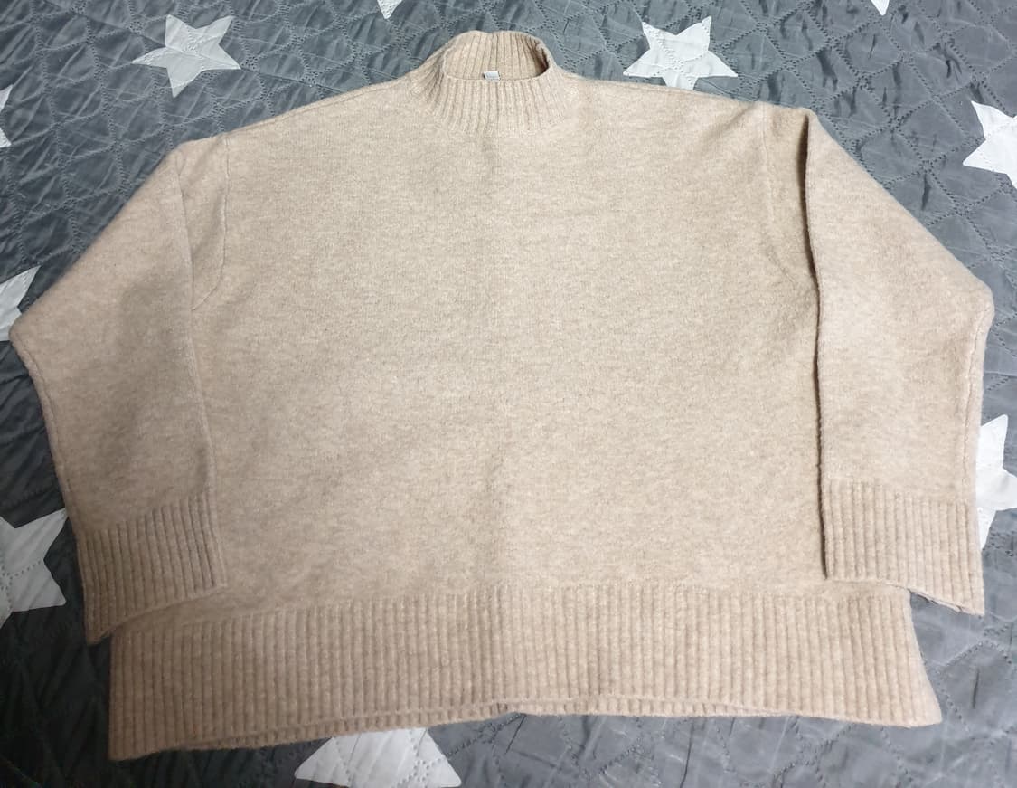 유니클로 하프넥 니트 스웨터 오트밀 (L) 상품이미지1