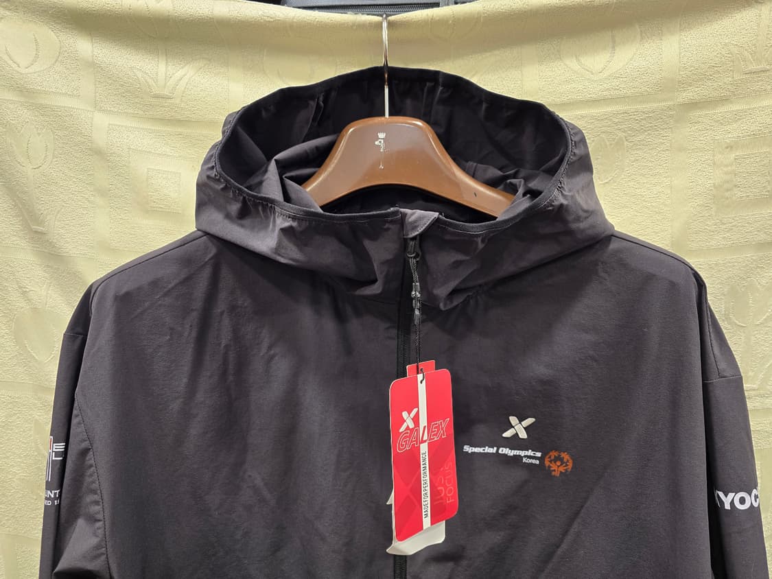 새상품) 갈렉스 러닝 우븐 아노락 블랙 110 상품이미지2