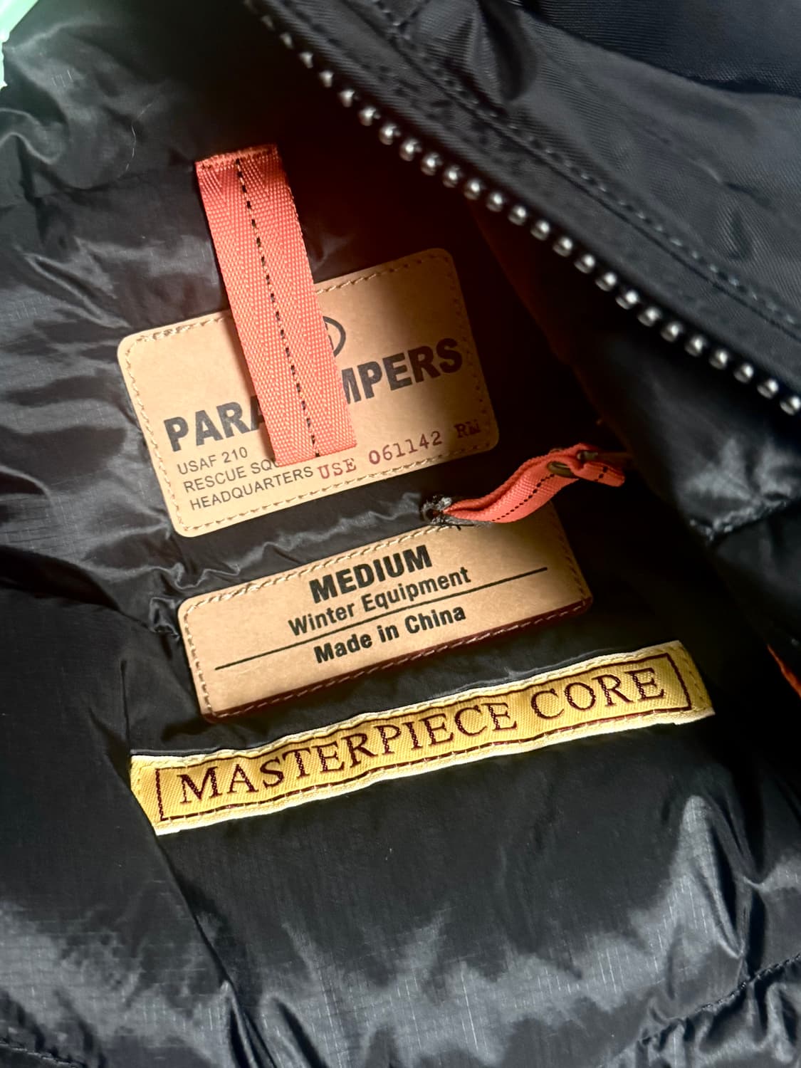 파라점퍼스 고어 패딩 네이비 상품이미지2