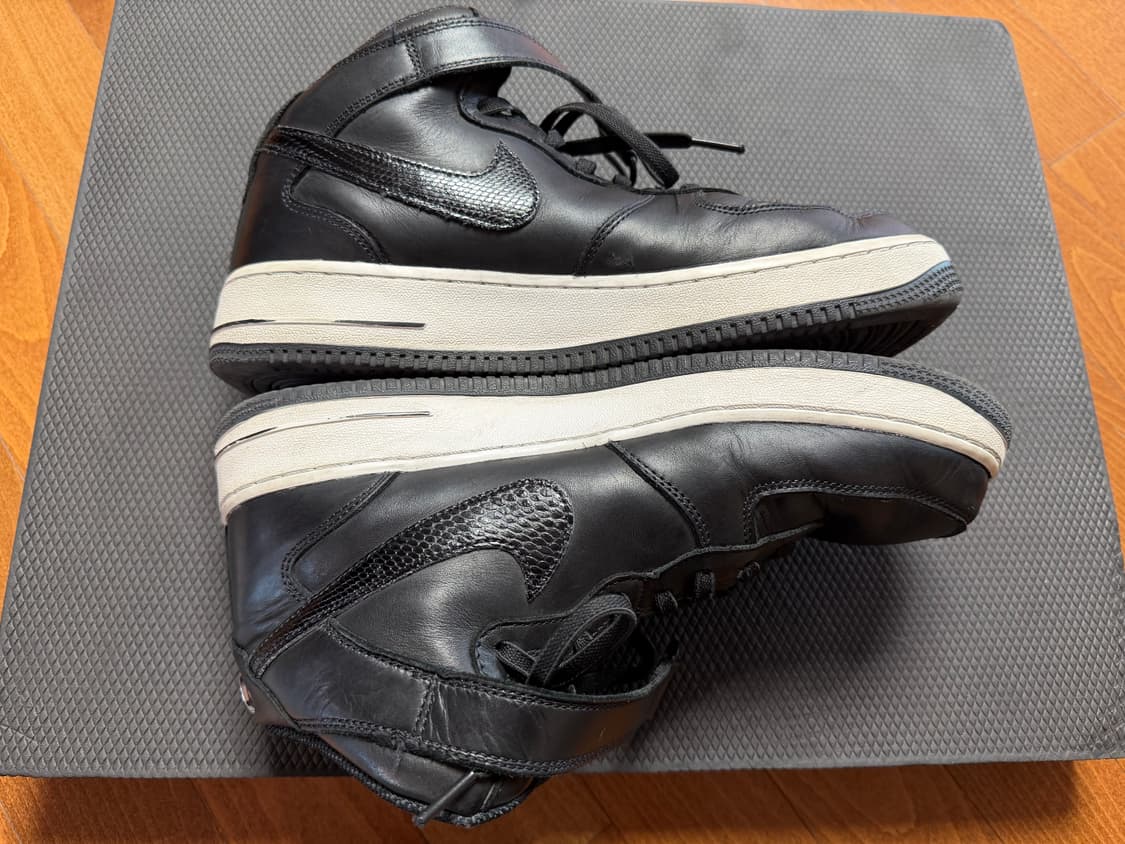 나이키X스투시 에어포스 1 미드 상품이미지5