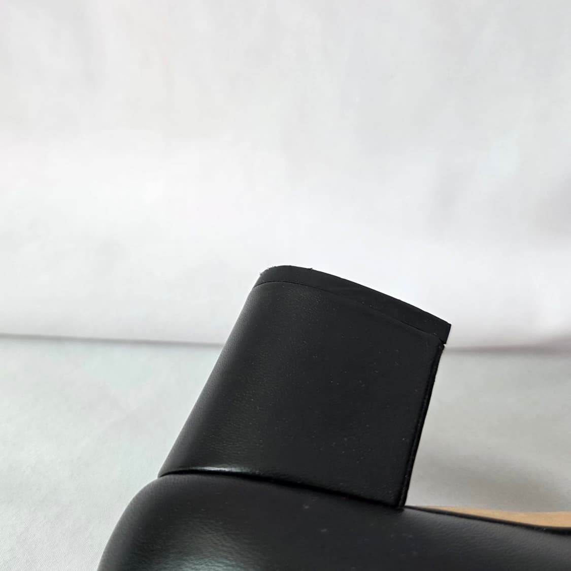 [정품 CHANEL] 샤넬 까멜리아 펌프스 구두 37 블랙 풀박스 상품이미지6